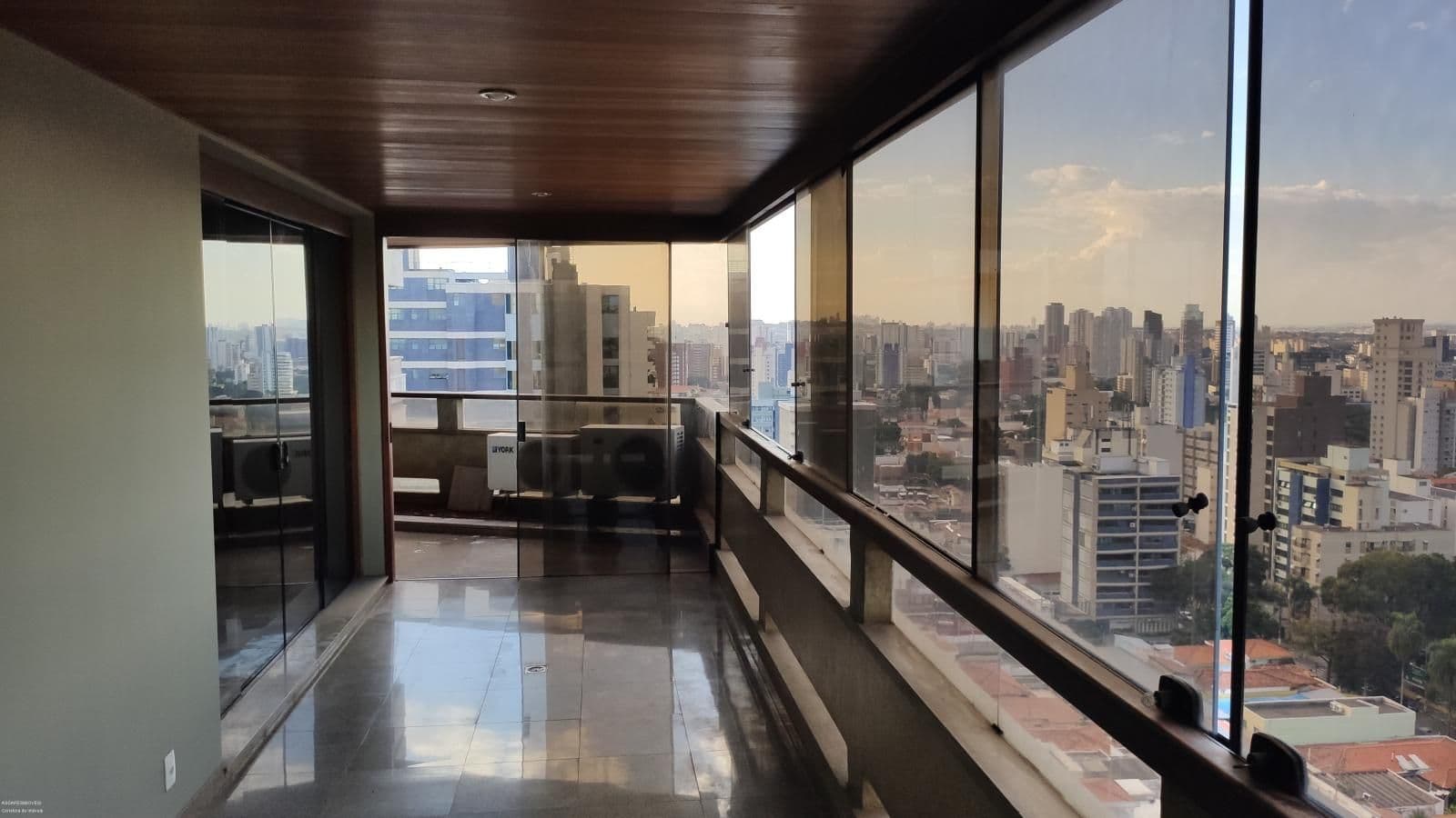 Apartamento para Venda em Campinas / SP no bairro Cambuí